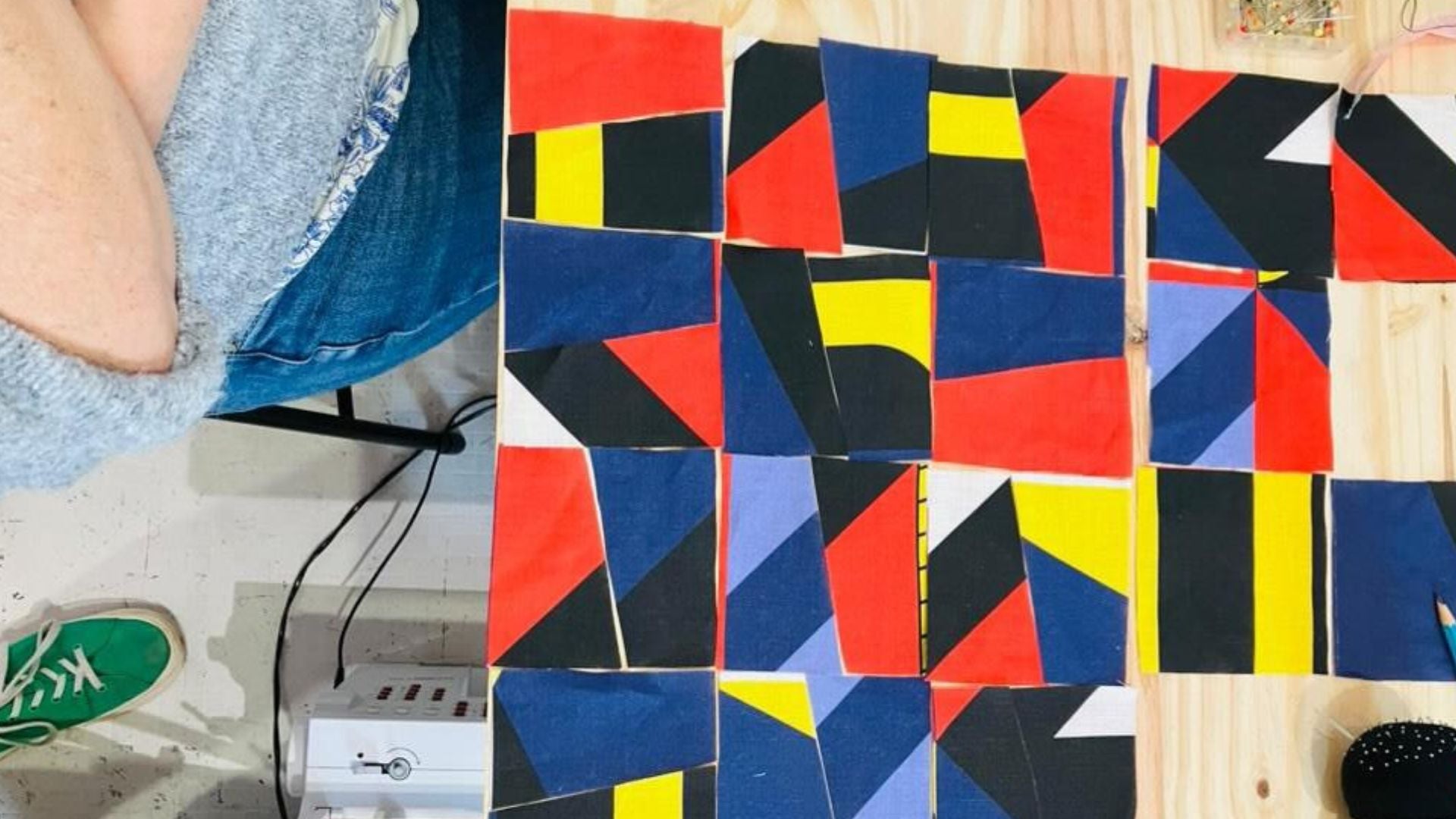 Découvrez l'atelier couture  graphique animé par La Machine à récup et Maison Graphique.