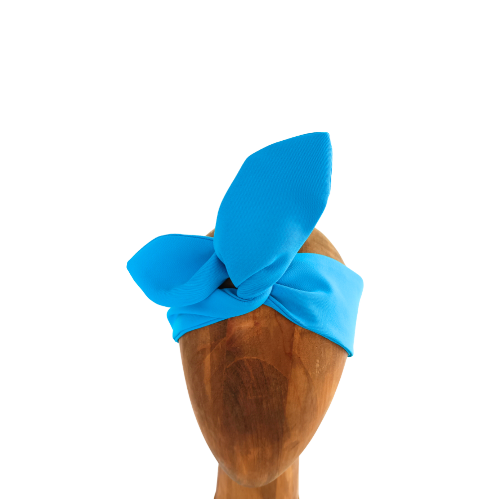 bandeau cheveux ajustable bleu de la marque écoresponsable La Machine à récup qui revalorise des tissus avec la participation d'ateliers solidaires.