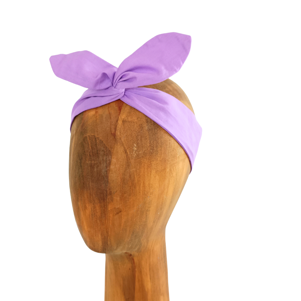 Le bandeau pour cheveux avec métal flexible de la Machine à récup' est un accessoire écoresponsable et éthique, taillé dans des tissus issus du réemploi  et cousu avec la participation d'ateliers de couture solidaires.