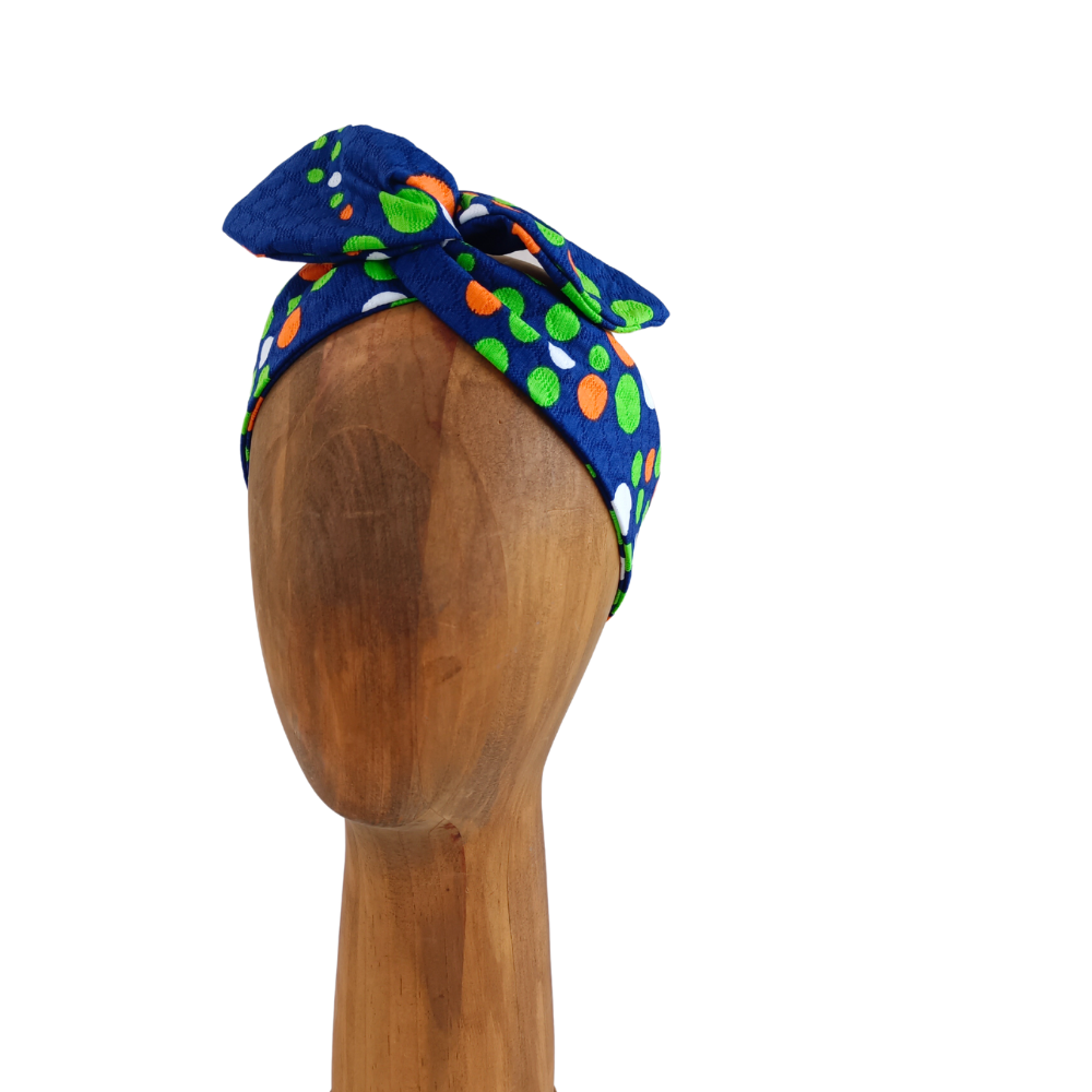 La Machine à récup' propose des accessoires écoresponsables et upcyclés cousus avec la participation d'ateliers de couture solidaires, comme ce bandeau cheveux femme été