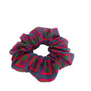 le grand chouchou de la Machine à récup' est un accessoire taillé dans des tissus revalorisés et conçu avec  la participation d'ateliers de couture solidaires