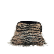 Petit sac à main de la marque écoresponsable La Machine à récup qui revalorise des tissus avec la participation d'ateliers solidaires.