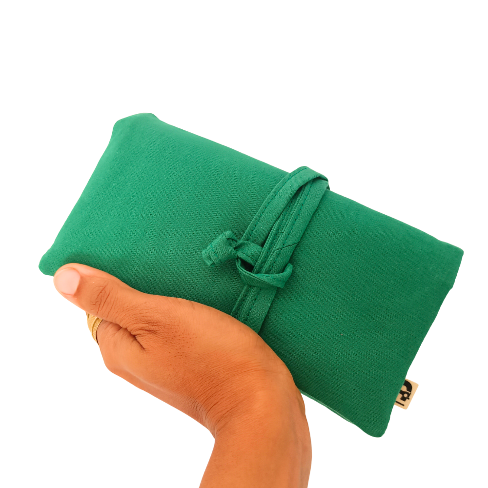 pochette rangement bijoux de La Machine à récup', marque d'upcycling qui revalorise des tissus de 2nde main avec la participation d'ateliers de couture solidaires