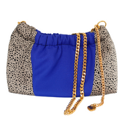 Sac à main coloré et original de la marque écoresponsable La Machine à récup qui revalorise des tissus avec la participation d'ateliers solidaires.